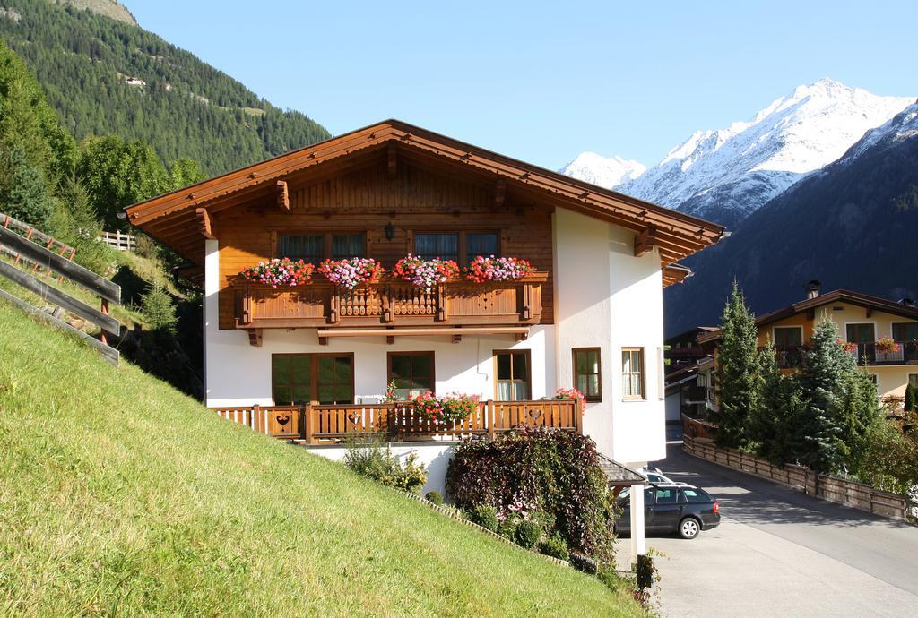 Appartement Ferienglueck Solden Bagian luar foto