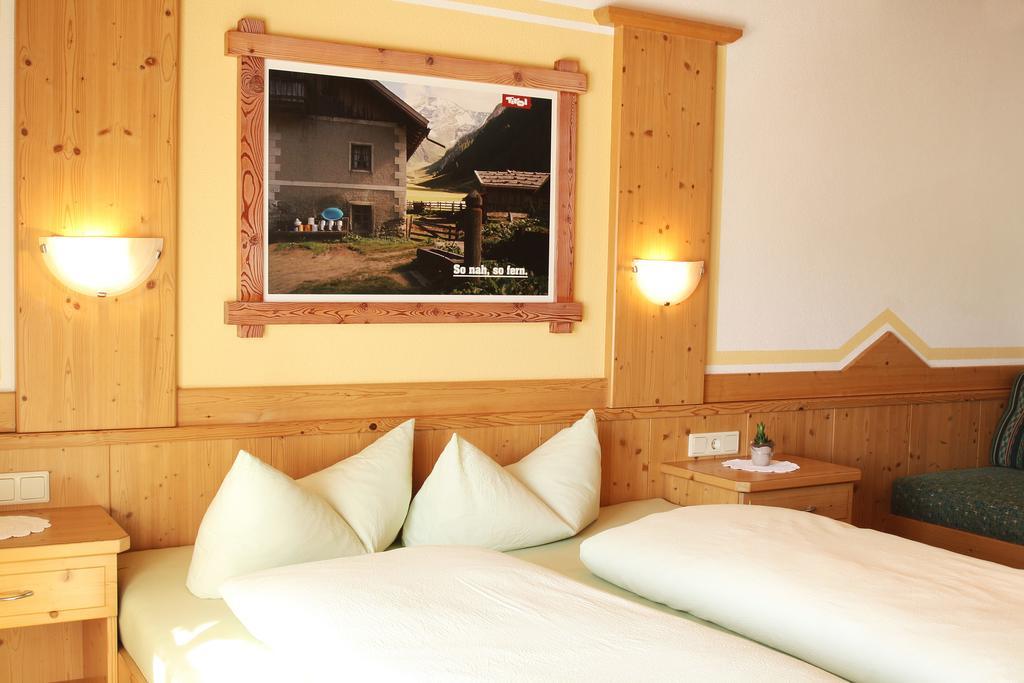 Appartement Ferienglueck Solden Bagian luar foto