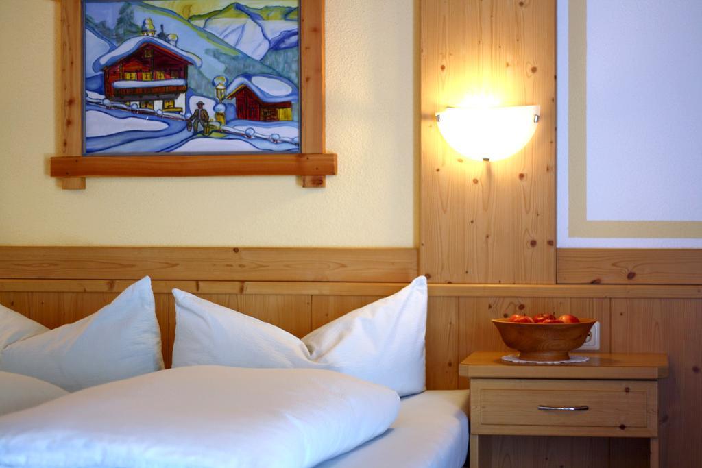 Appartement Ferienglueck Solden Bagian luar foto
